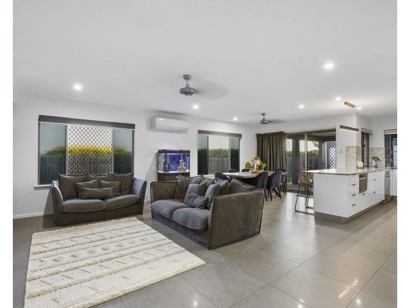 62 Monash Way, Ooralea QLD 4740