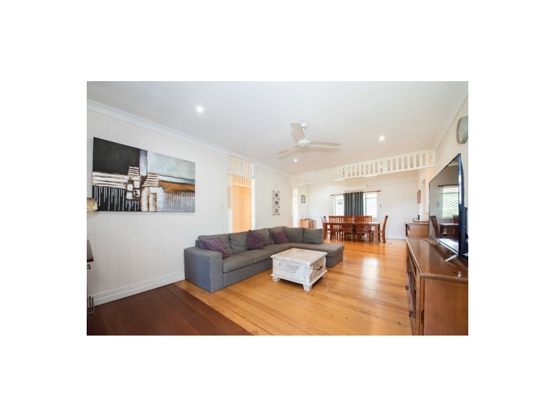 368 Devereux Creek Road, Devereux Creek QLD 4753