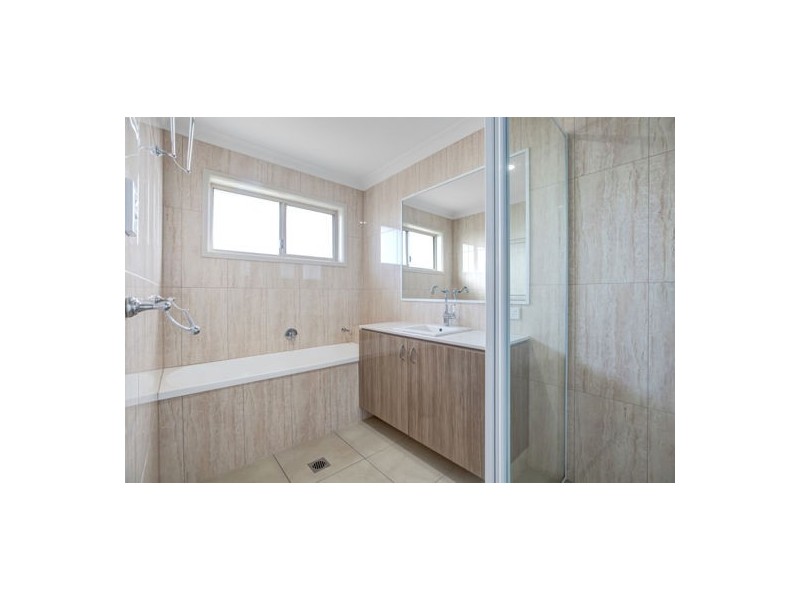 13 Halyard Avenue, Bucasia QLD 4750