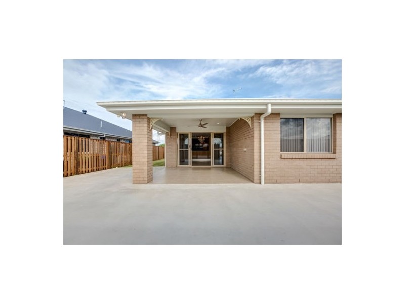 13 Halyard Avenue, Bucasia QLD 4750