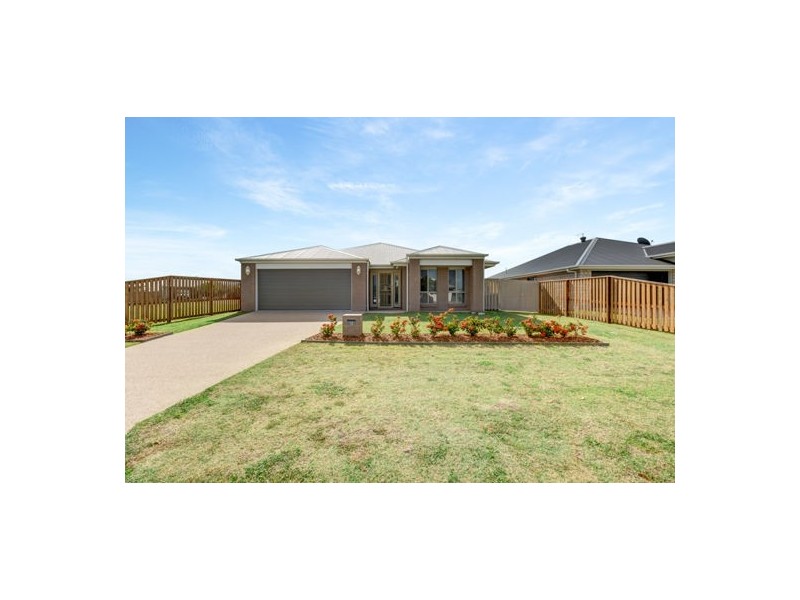 13 Halyard Avenue, Bucasia QLD 4750