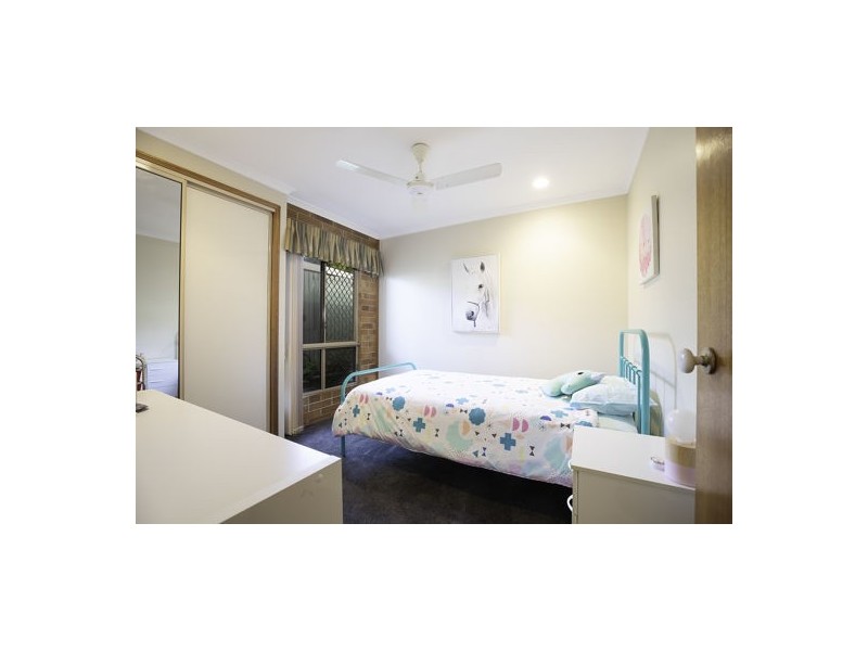1 Sam Bezzina Drive, Beaconsfield QLD 4740