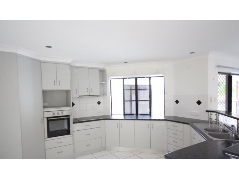 25 Brooksfield Drive, Sarina Beach QLD 4737