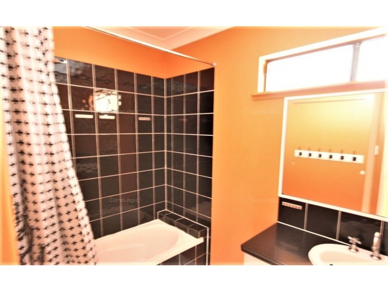 25 Brooksfield Drive, Sarina Beach QLD 4737