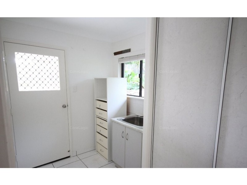 25 Brooksfield Drive, Sarina Beach QLD 4737