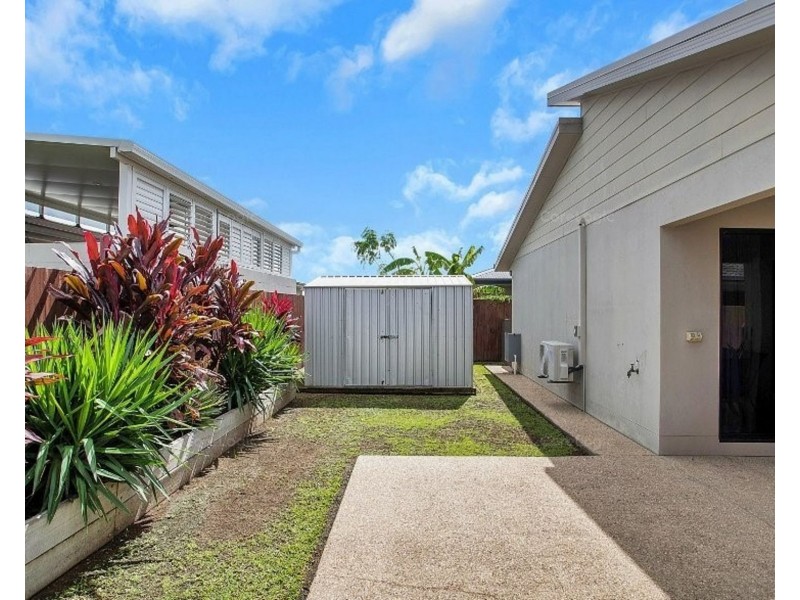 3 Ashton Place, Ooralea QLD 4740