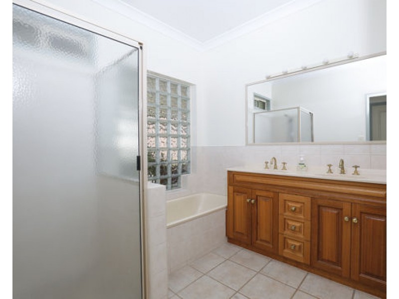 15 Sunset Drive, Erakala QLD 4740