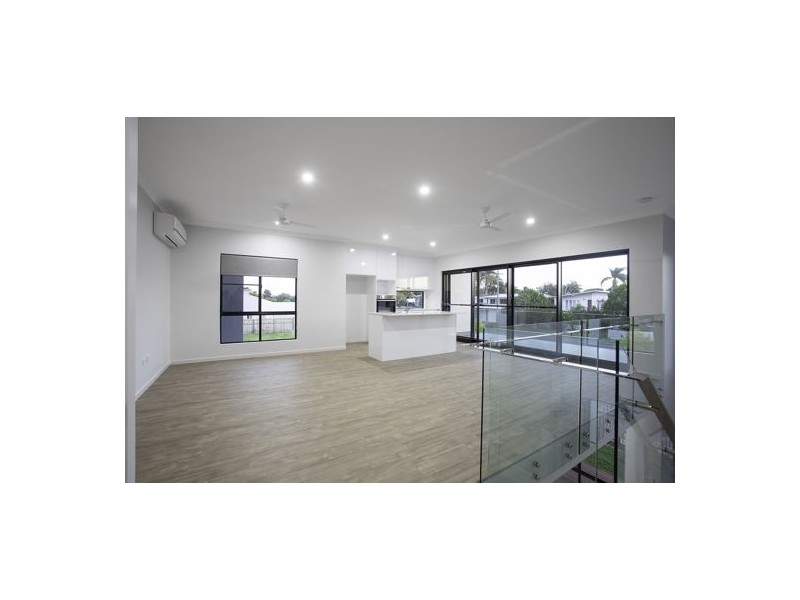 3-3B Willoughby Crescent, East Mackay QLD 4740