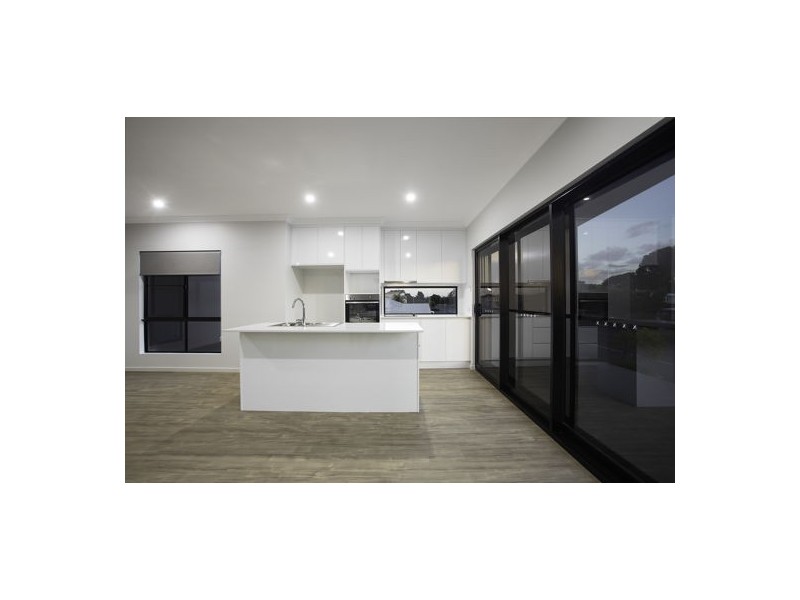 3-3B Willoughby Crescent, East Mackay QLD 4740