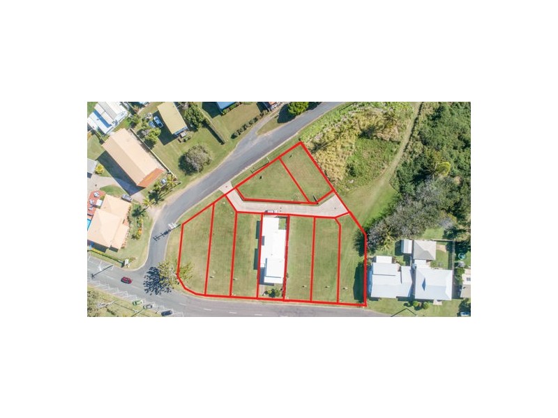 1-6 Owen Jenkins Drive, Sarina Beach QLD 4737