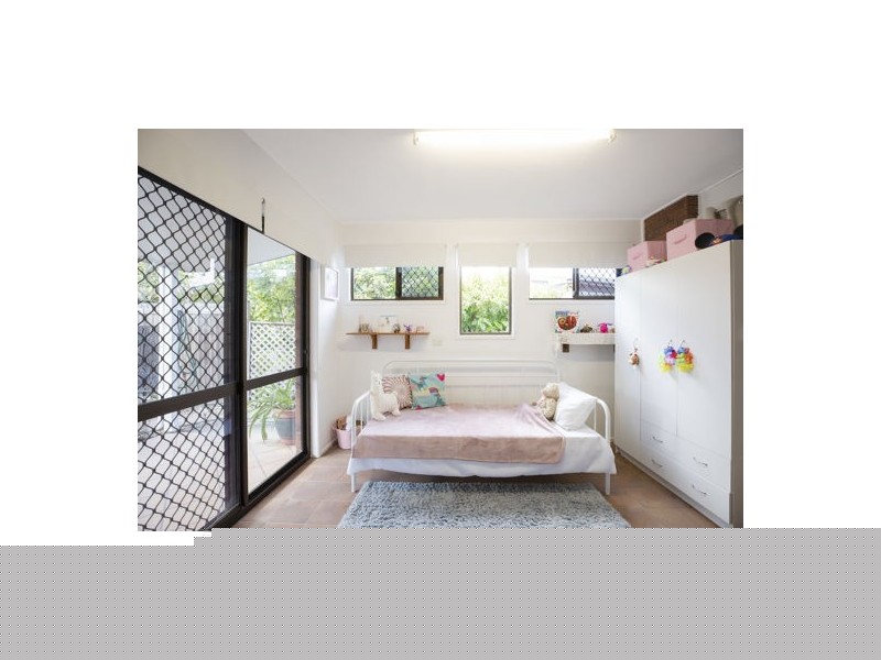 8 Gooding Street, Andergrove QLD 4740