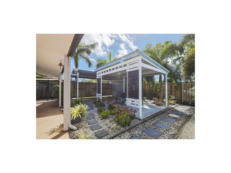 8 Gooding Street, Andergrove QLD 4740