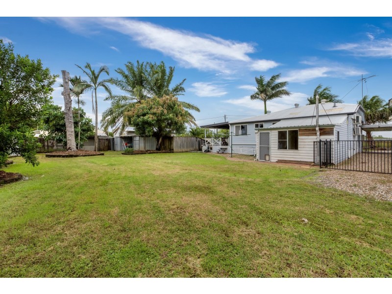 30 The Crescent, North Mackay QLD 4740