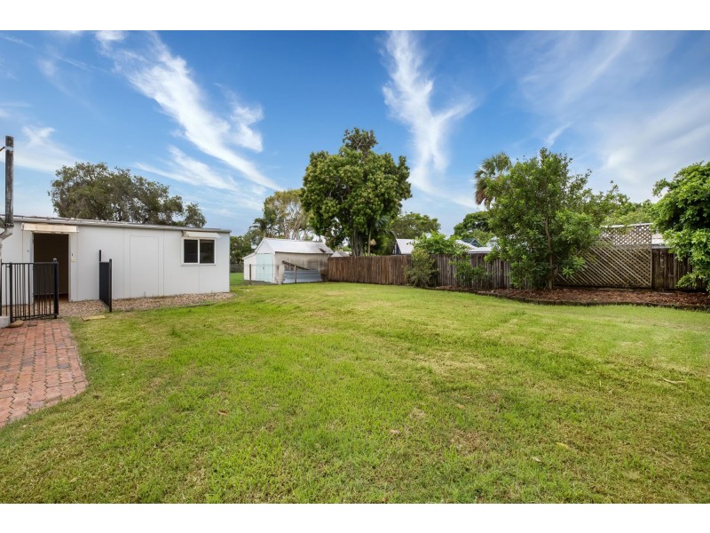 30 The Crescent, North Mackay QLD 4740