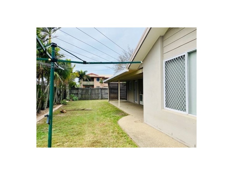 8 Brandon Street, South Mackay QLD 4740