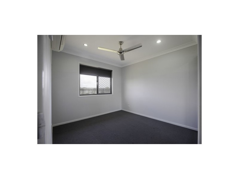 1 Sonoran Street, Rural View QLD 4740