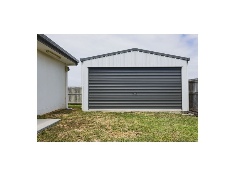 1 Sonoran Street, Rural View QLD 4740