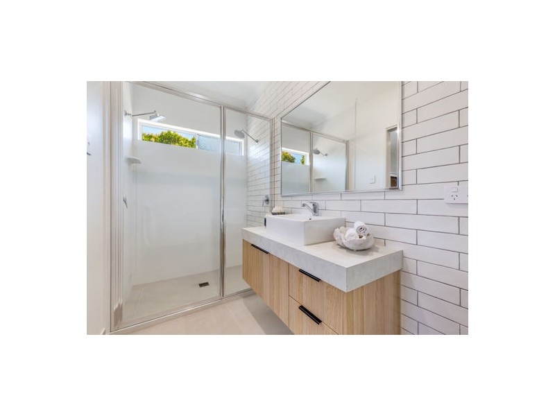 12 Tamarind Terrace, Alligator Creek QLD 4740