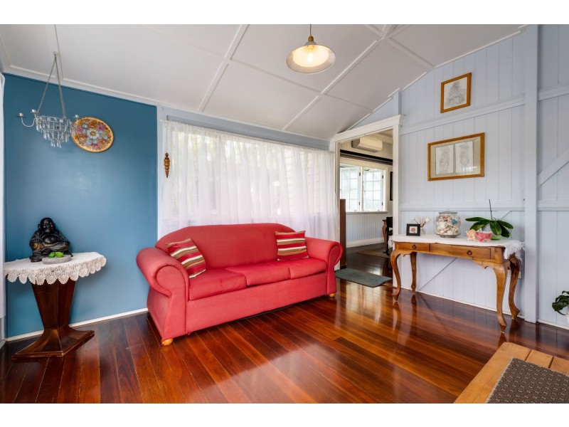 13 Pratt Street, South Mackay QLD 4740