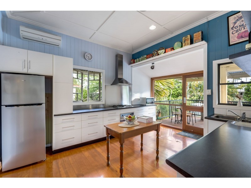 13 Pratt Street, South Mackay QLD 4740