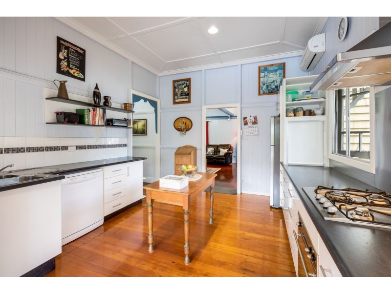 13 Pratt Street, South Mackay QLD 4740