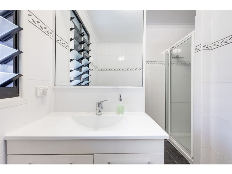 13 Pratt Street, South Mackay QLD 4740