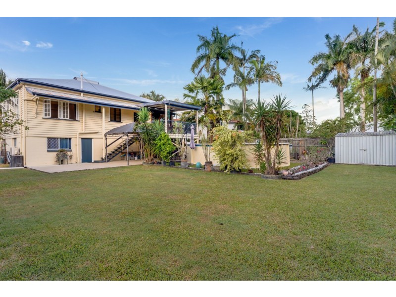 13 Pratt Street, South Mackay QLD 4740