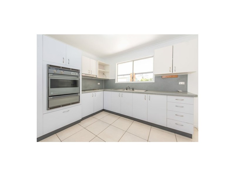 3 Scott Court, Bucasia QLD 4750