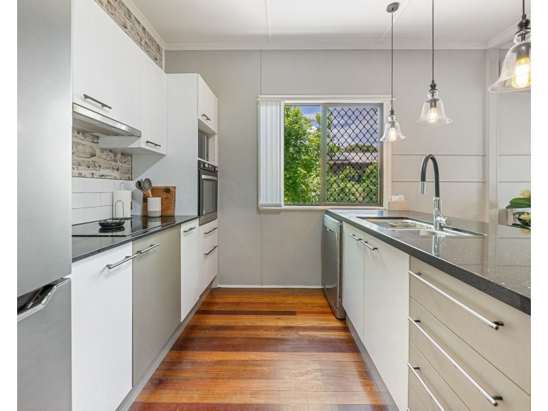 25 Symons Street, South Mackay QLD 4740