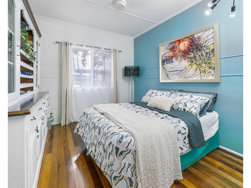 25 Symons Street, South Mackay QLD 4740