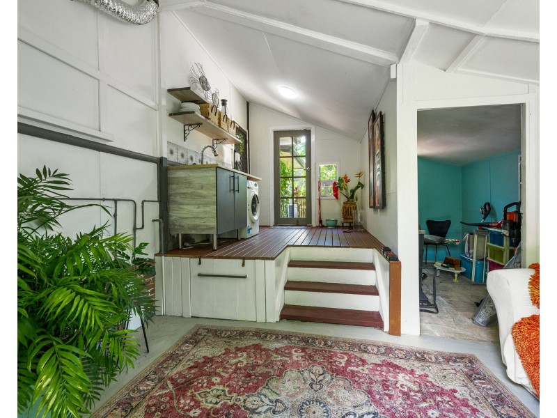 25 Symons Street, South Mackay QLD 4740