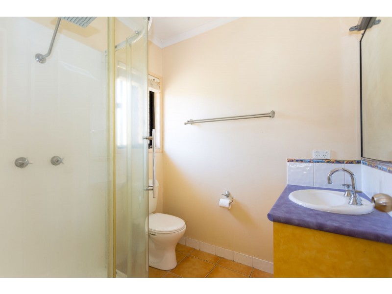 2 Sturt Crescent, Erakala QLD 4740