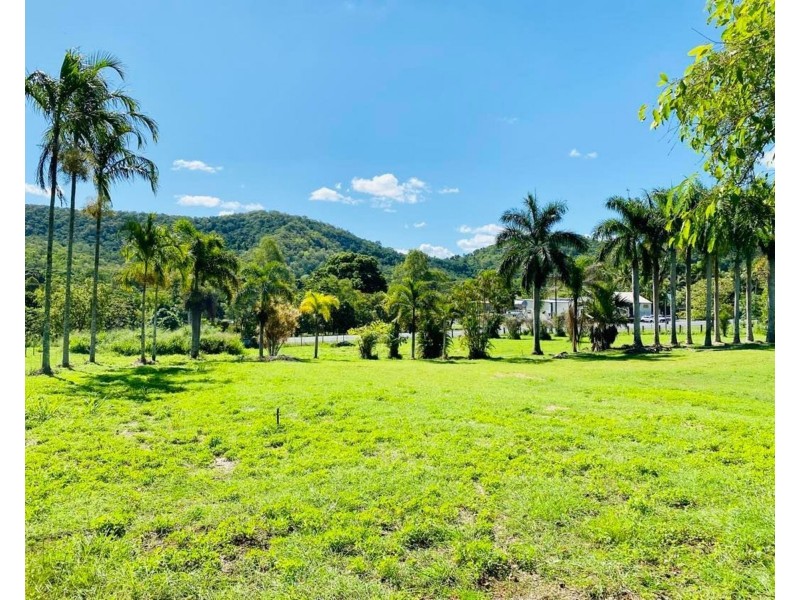 482 Marian-Hampden Road, Hampden QLD 4741