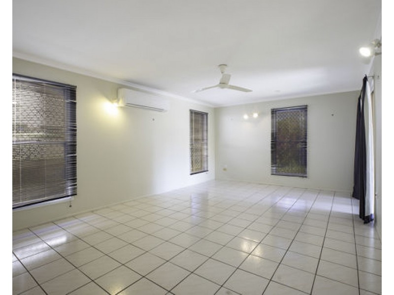 1/27 Scriha Street, North Mackay QLD 4740