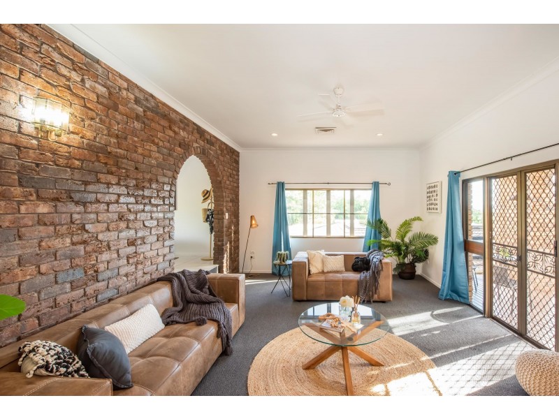 6 Gibbs Court, Mount Pleasant QLD 4740