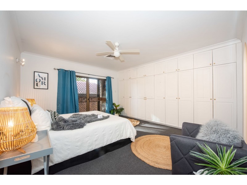 6 Gibbs Court, Mount Pleasant QLD 4740