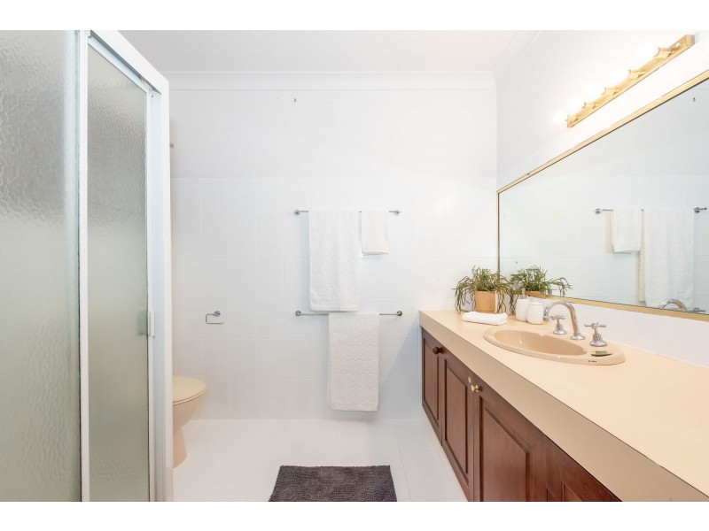 6 Gibbs Court, Mount Pleasant QLD 4740