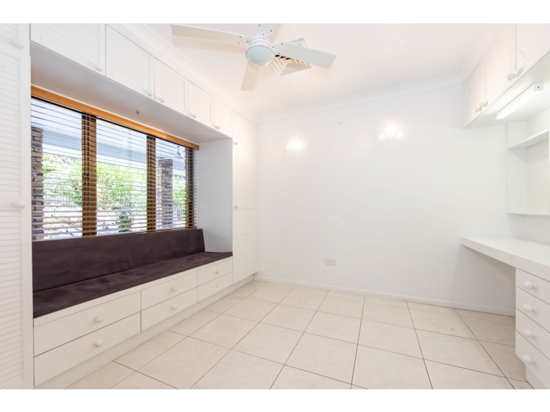 6 Gibbs Court, Mount Pleasant QLD 4740