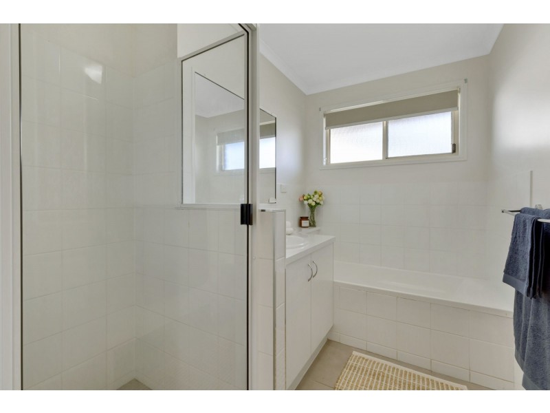 124 Emperor Drive, Andergrove QLD 4740