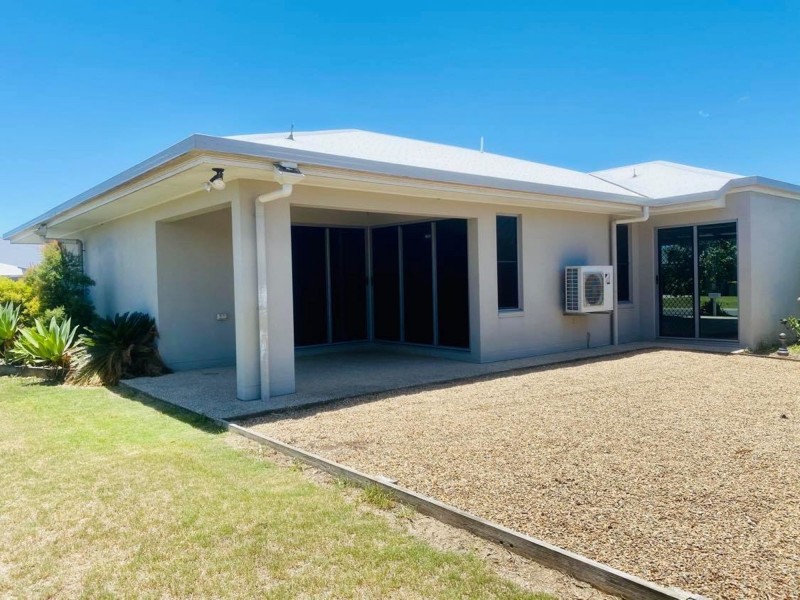10 Patricia Circuit, Mirani QLD 4754