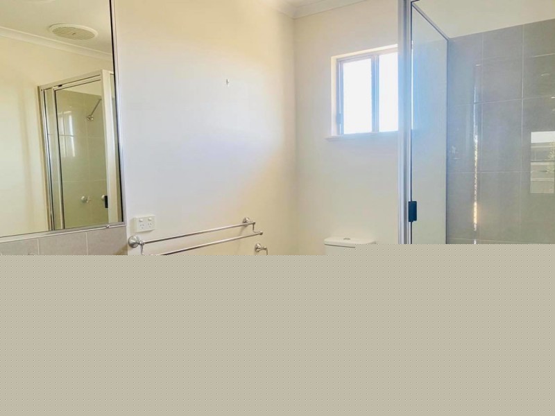 10 Patricia Circuit, Mirani QLD 4754