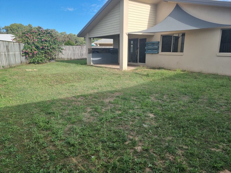 39 Whitehaven Drive, Blacks Beach QLD 4740