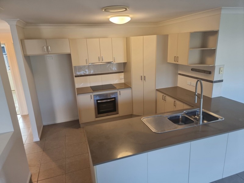 39 Whitehaven Drive, Blacks Beach QLD 4740