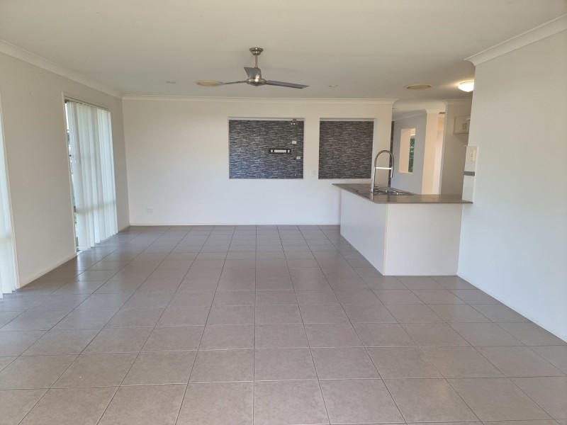 39 Whitehaven Drive, Blacks Beach QLD 4740