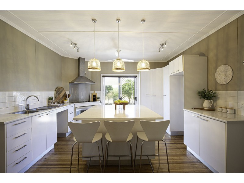 81 Peak Downs Highway, Ooralea QLD 4740