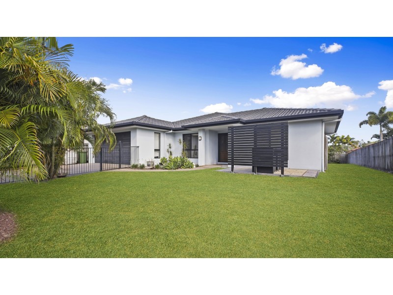 29 Toorak Street, Glenella QLD 4740