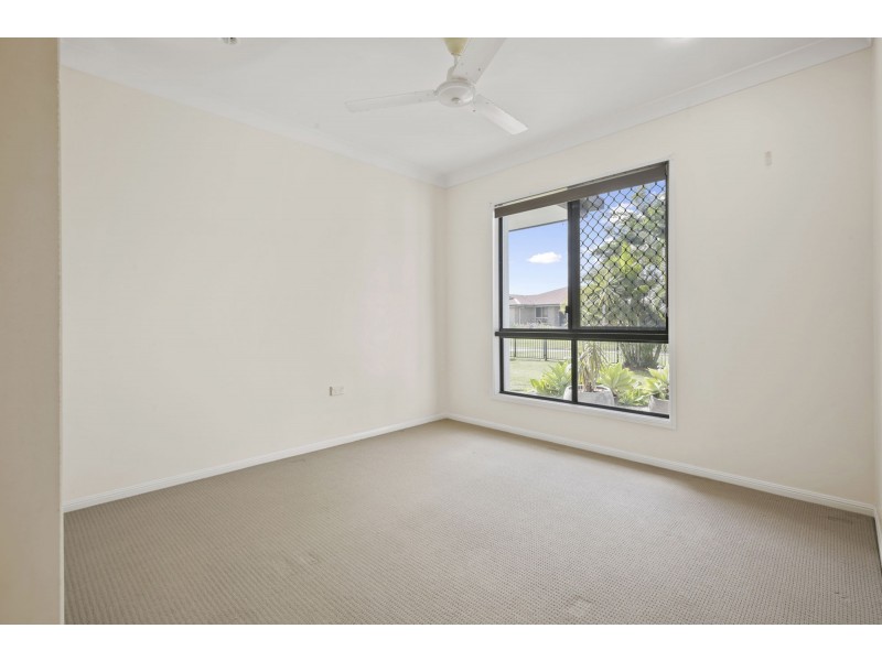 29 Toorak Street, Glenella QLD 4740