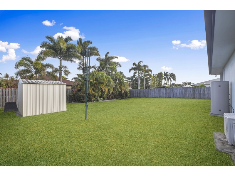 29 Toorak Street, Glenella QLD 4740