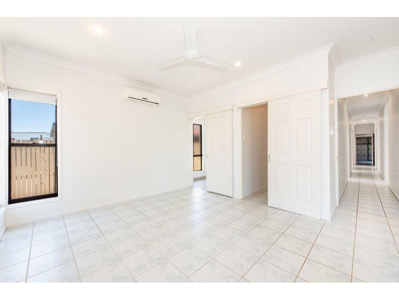 33 Toorak Street, Glenella QLD 4740