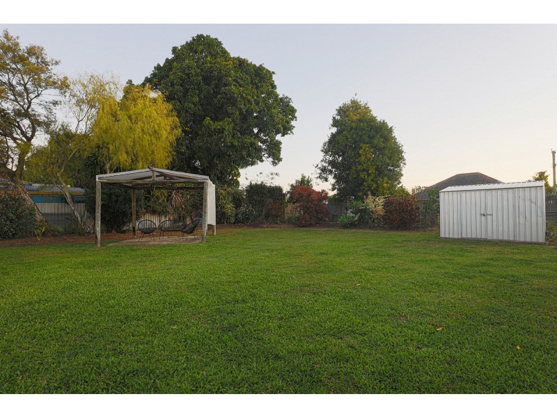 39 Hunter Street, West Mackay QLD 4740